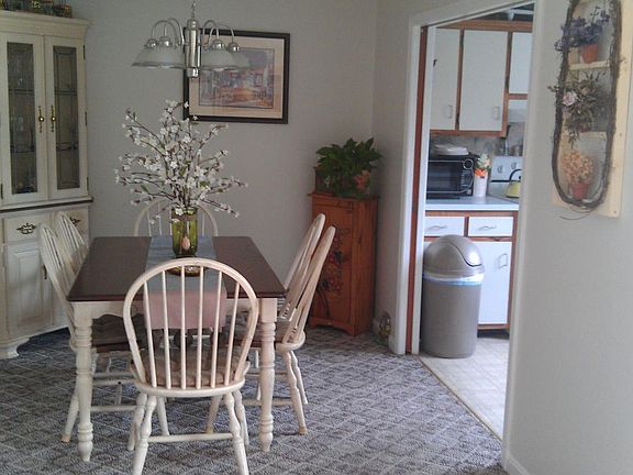5th image of 17 Winding Pond Rd
