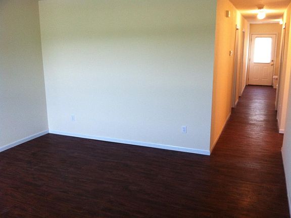 3rd image of 169 Hickory Ln #B