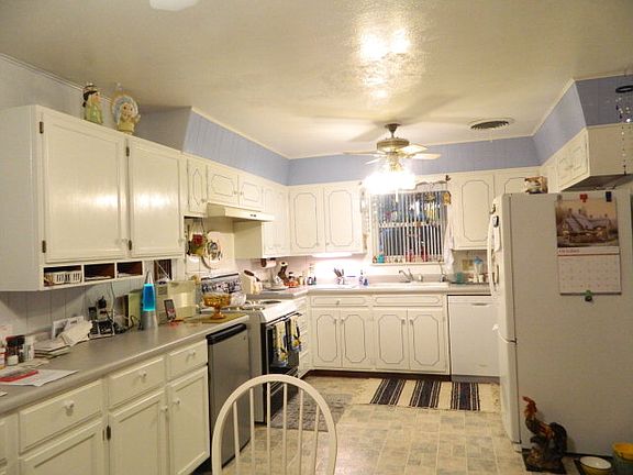 3rd image of 6857 W 26th St