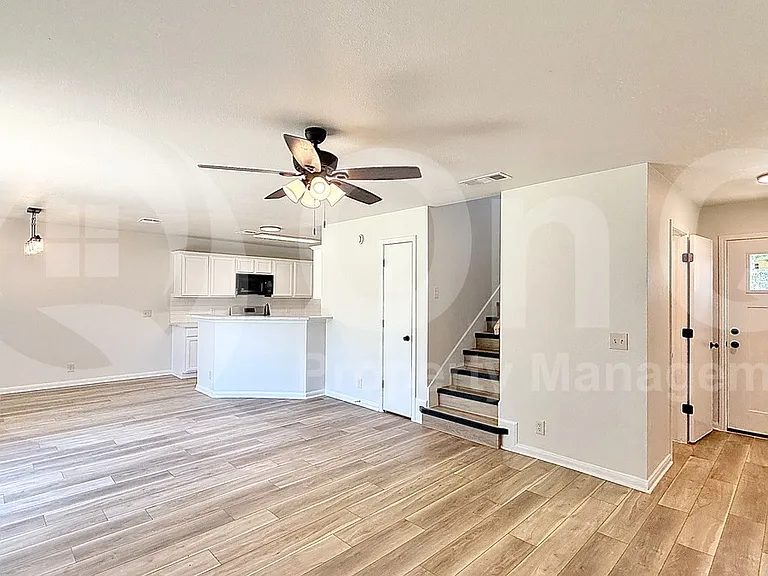 21204 Secretariat Ridge Ln — Photo 7