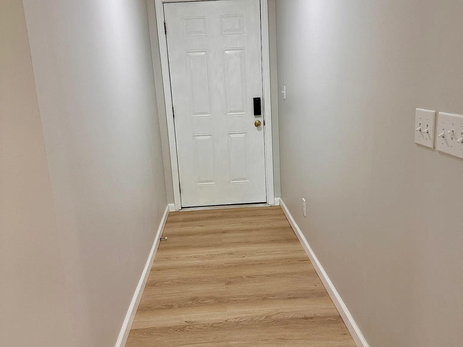 4 bed, 2.5 bath, 1650 sqft, $3,850 — Photo 3