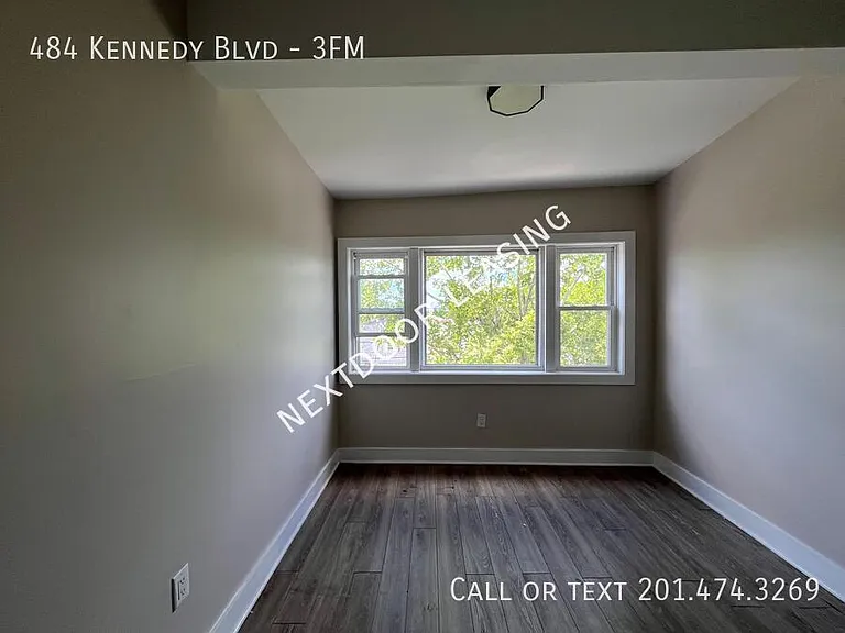 484 Kennedy Blvd #3FM — Photo 6