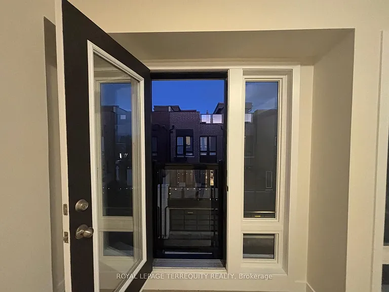 55 Ingersoll Ln — Photo 29