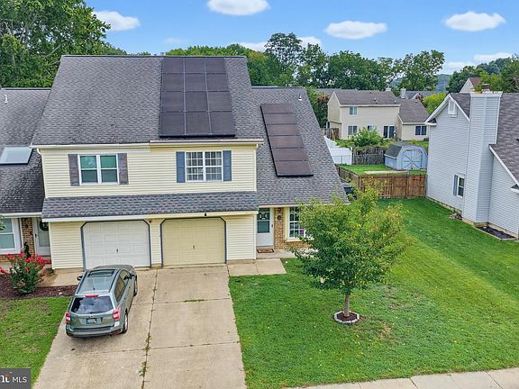 2nd image of 5 Stoney Dr