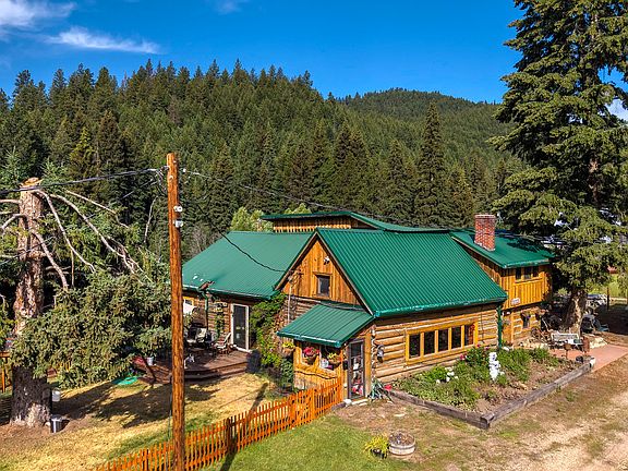 2nd image of 158 Trapper Creek Rd