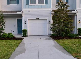 10292 Benson Lake Dr, Jacksonville, FL 32222