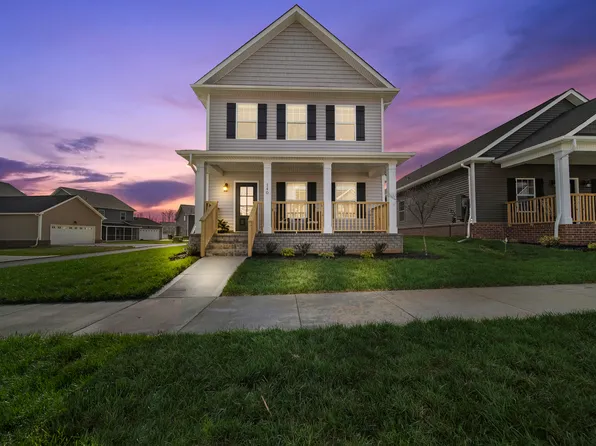 140 Songberry St, Oak Ridge, TN 37830