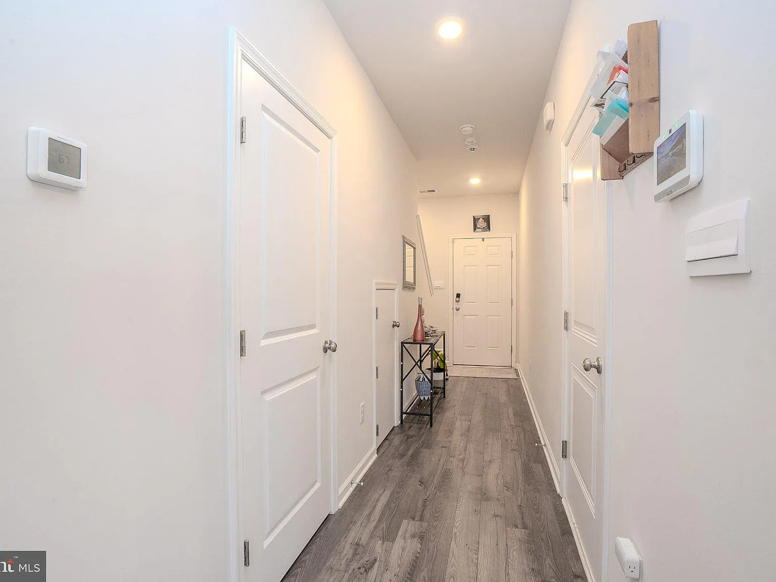 3 bed, 2.5 bath, 1484 sqft, $2,900 — Photo 4