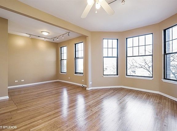 2nd image of 1207 W Morse Ave #3