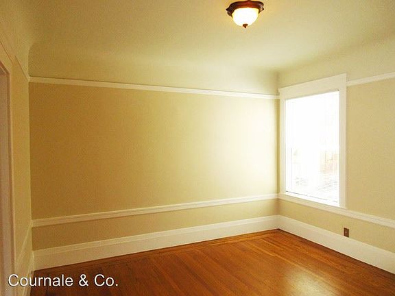 4th image of 2390 Lombard St APT 1