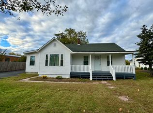 74 Pleasant St, Peru, NY 12972