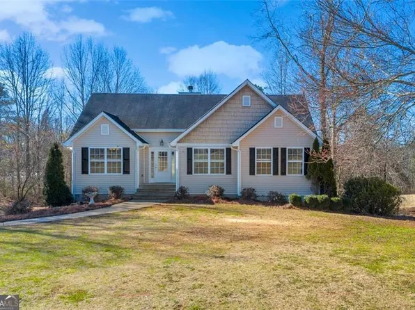 31 Beacon Dr, Maysville, GA 30558
