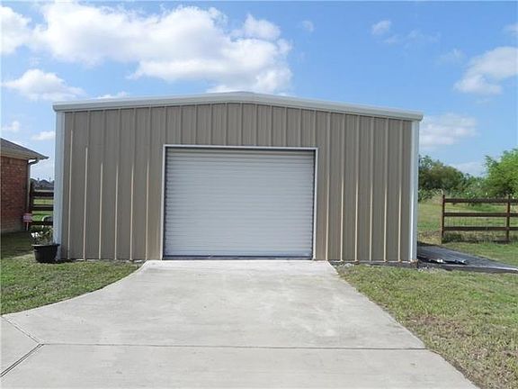 4th image of 4812 County Road 2708