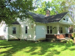 401 E Main St, Waverly, TN 37185