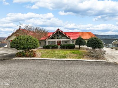 292 Deer Meadow Cir, La Follette, TN, 37766