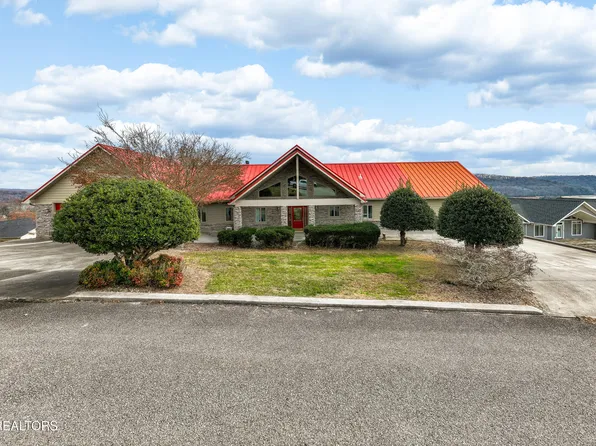 292 Deer Meadow Cir, La Follette, TN 37766