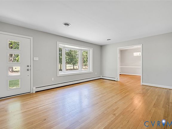 4th image of 7605 Golfview Ave