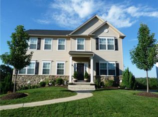 199 Cobblestone Dr, Pittsburgh, PA 15237