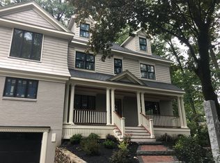 11 Meadowcroft Rd, Winchester, MA 01890