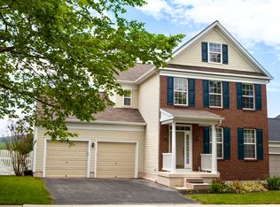 102 Hartman Rd, Pottstown, PA 19465