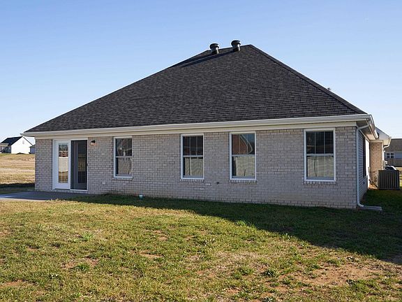 2nd image of 3320 Ralston Dr