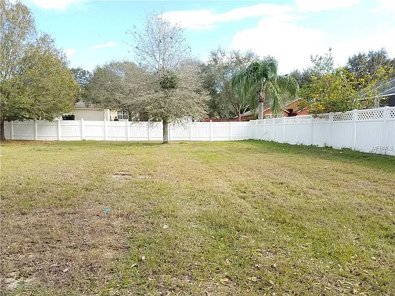 5th image of 1202 Rain Forest Ln
