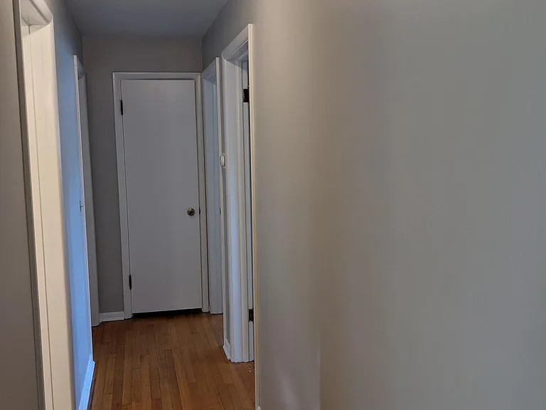 517 Simmons St — Photo 12