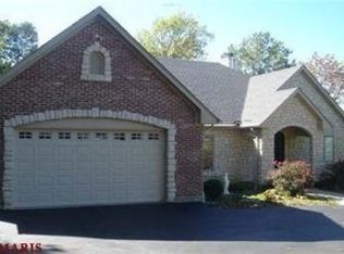 2920 Erb Rd, Saint Louis, MO 63129