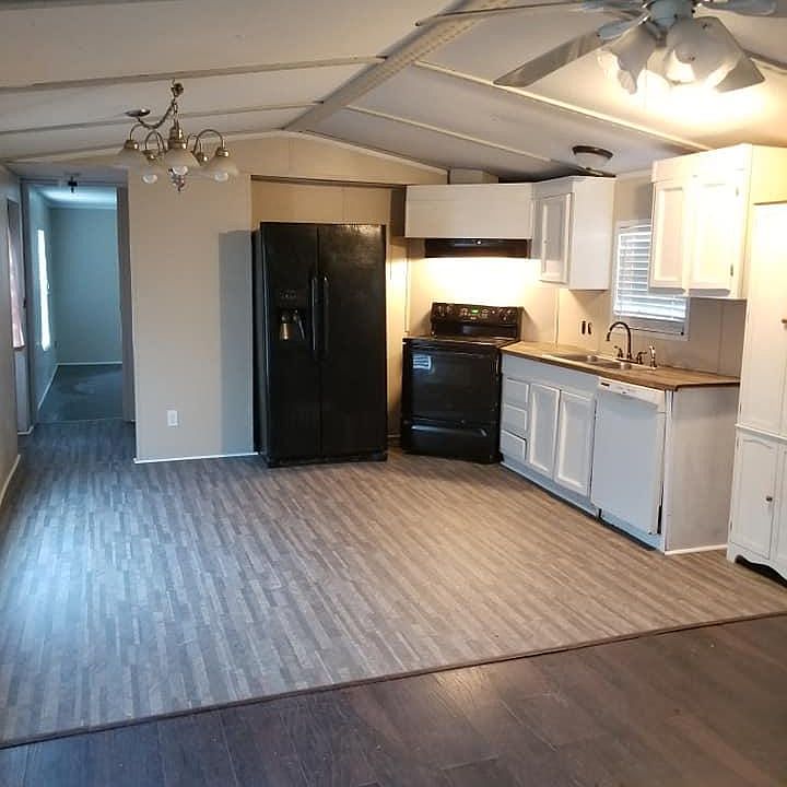 1st image of 25641 Walker Ln