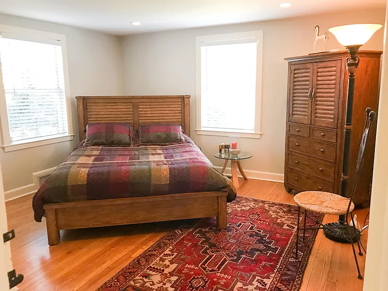 198 Wolfpit Ave — Photo 9
