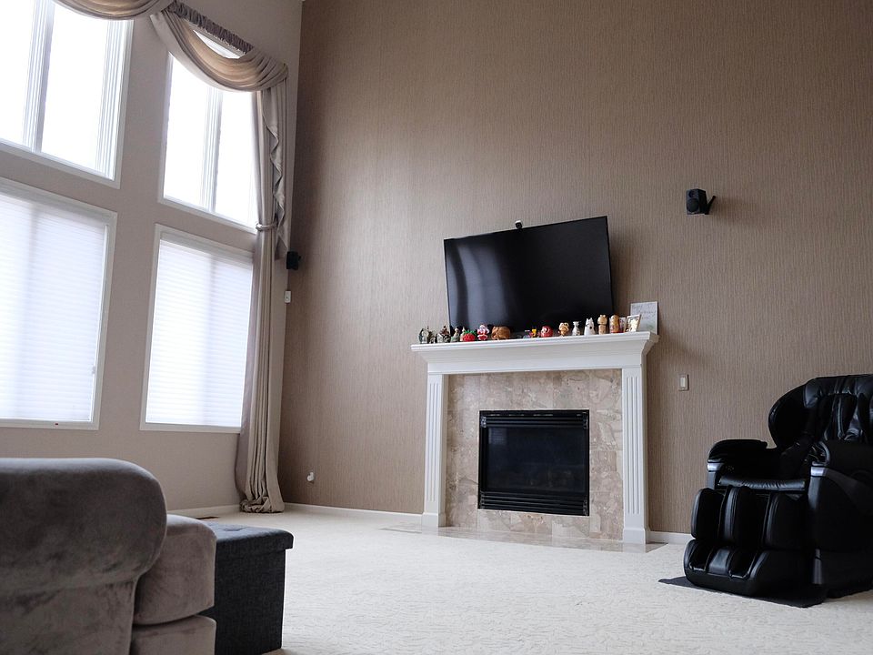 3296 Paramount Ln, Auburn Hills, MI 48326 Zillow