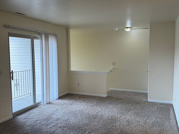 3rd image of 43234 Fountain Dr #0