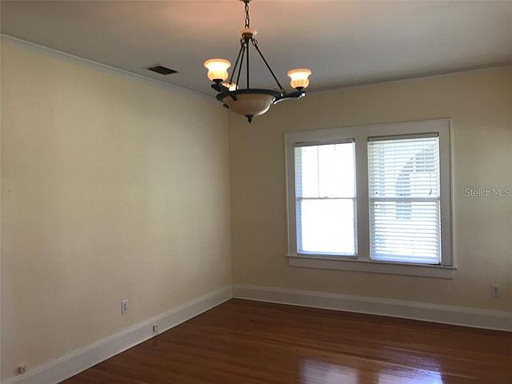 3rd image of 953 Success Ave