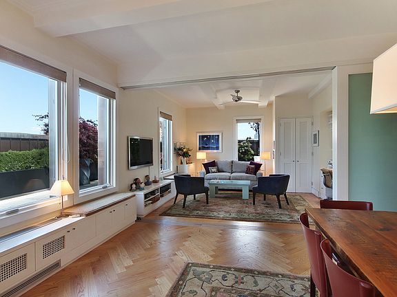 2nd image of 220 W 93rd St