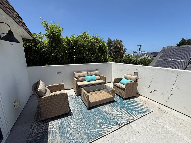 1140 Pearl St — Photo 35