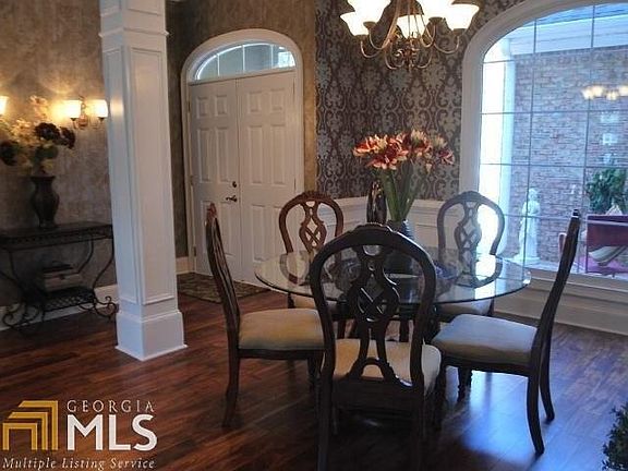4th image of 119 Crown Ct