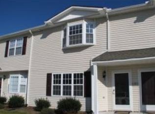 3824 Sterling Pt Dr UNIT M8, Winterville, NC 28590