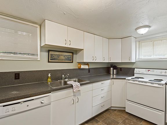 2nd image of 1416 S Chrisway Dr #1