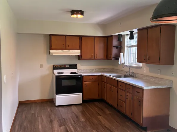 102 Hollywood Blvd #7, Greenville, PA 16125