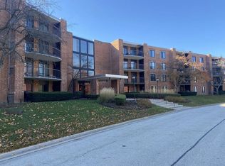 1605 E Central Rd #407, Arlington Heights, IL 60005