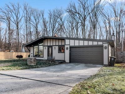 2070 Beechmont Dr, Fort Wayne, IN, 46825
