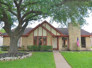 10122 Sageglow Dr, Houston, TX 77089