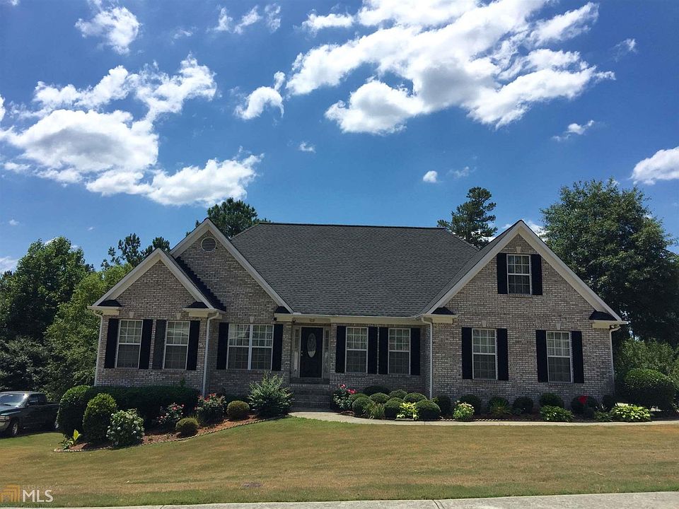 4 bedrooms, 3 1/2 baths plus bonus room