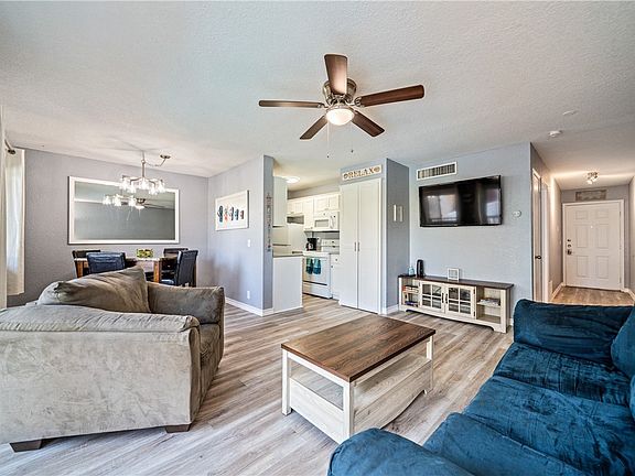 5th image of 14428 Compass St Unit 204