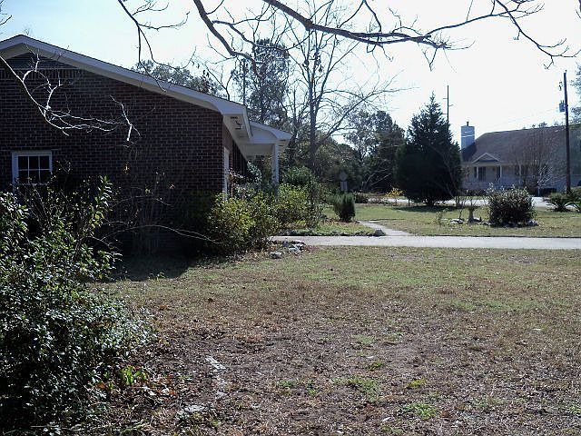 2nd image of 1340 Old Colony Rd
