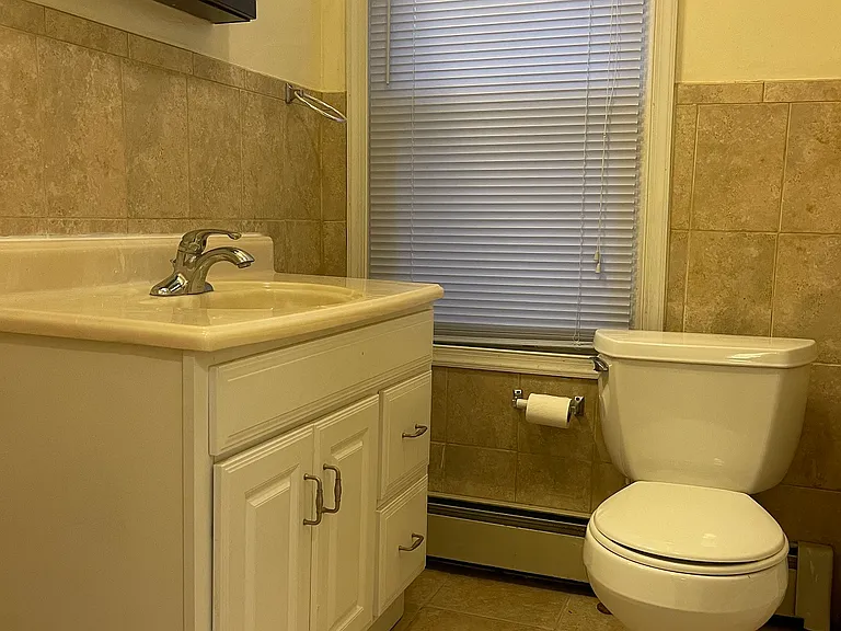 30 Beacon Ave — Photo 19