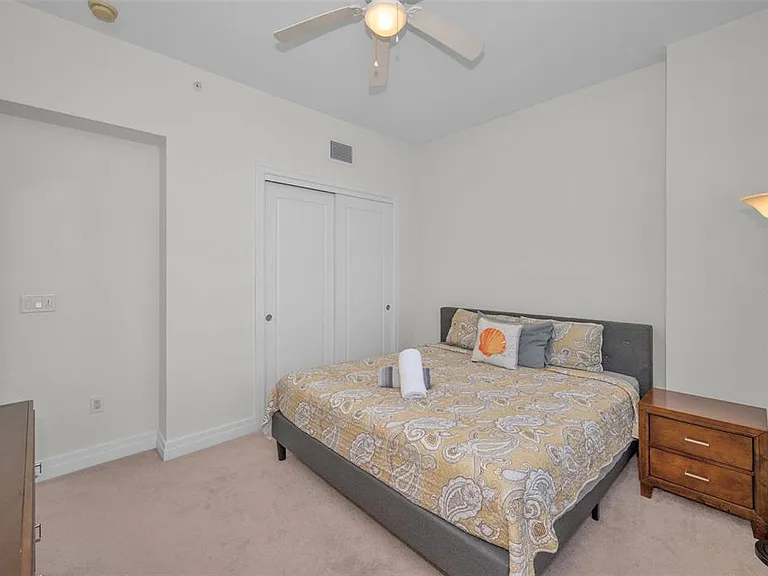 331 Cleveland St #310 — Photo 37