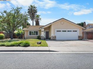 1540 W Kavanagh Ave, Tracy, CA 95376