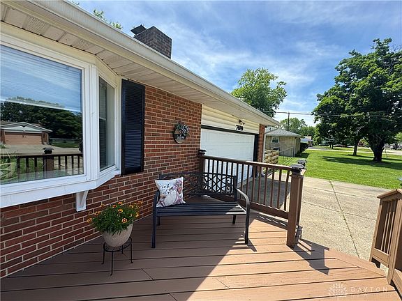 5th image of 7689 Sheri Ln