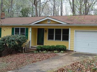 4208 Helen Dr, Fuquay Varina, NC 27526